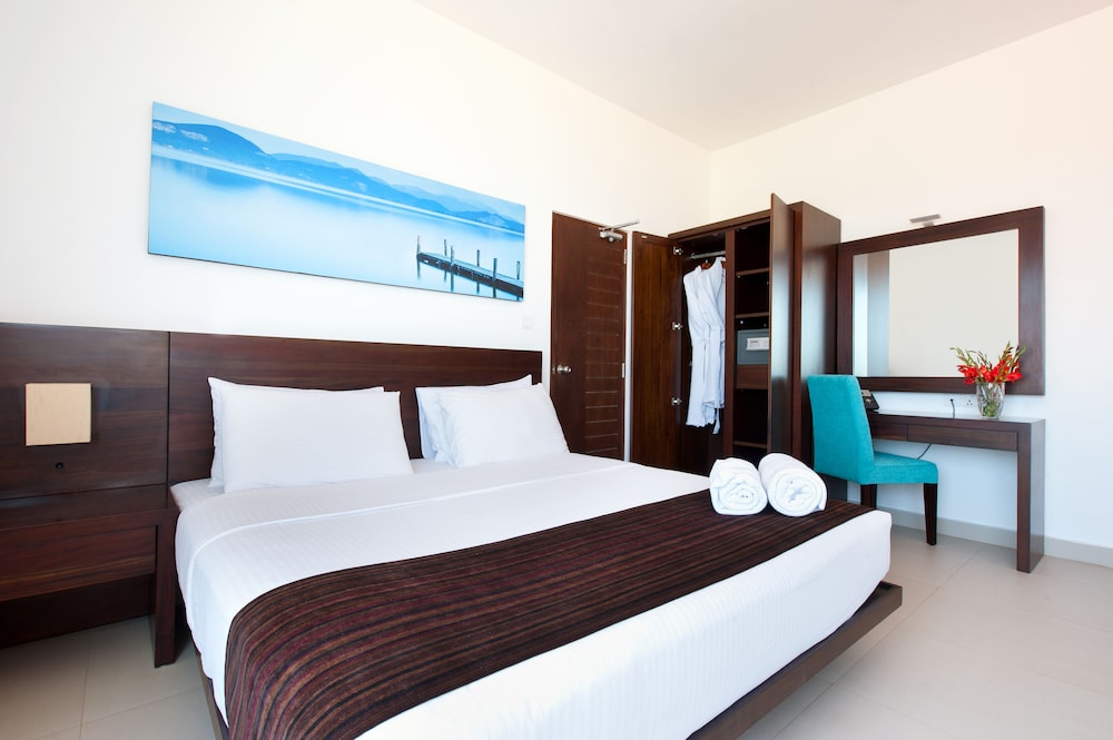 The Beach Apartments — Hotel rooms in Negombo, Western Province