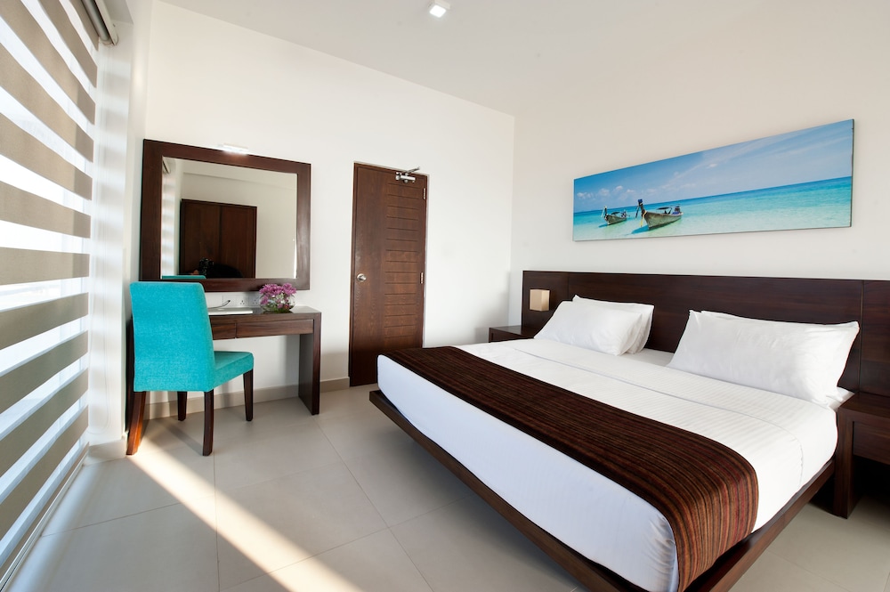 The Beach Apartments — Hotel rooms in Negombo, Western Province