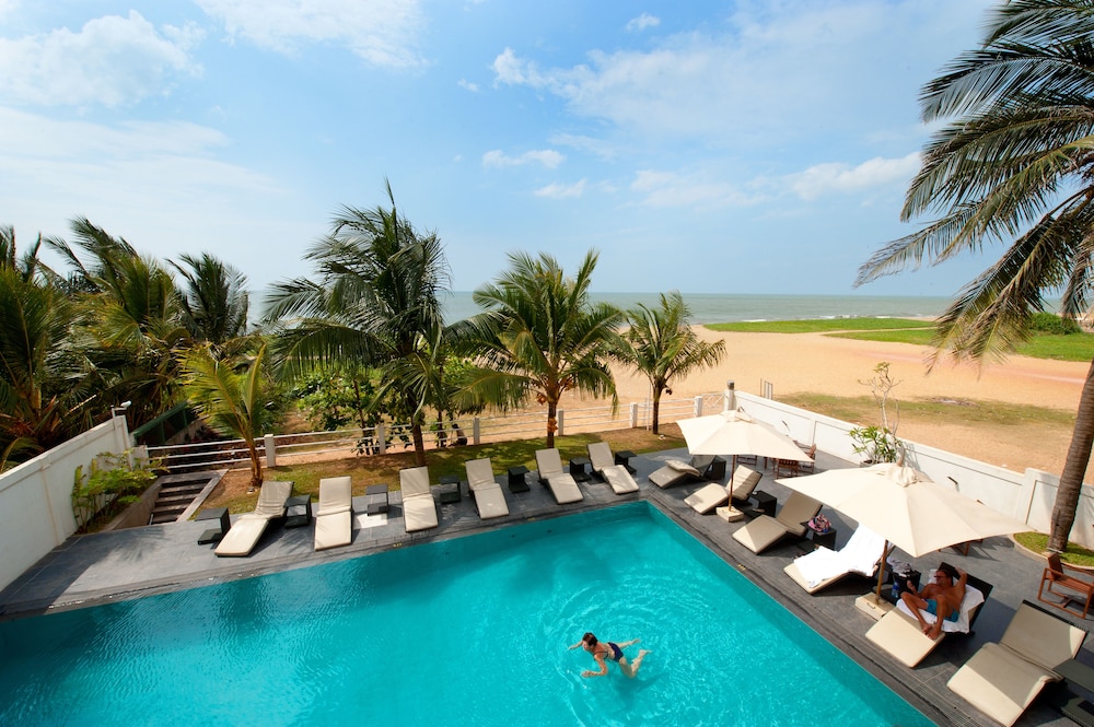 The Beach Apartments — Main photo in Negombo, Western Province