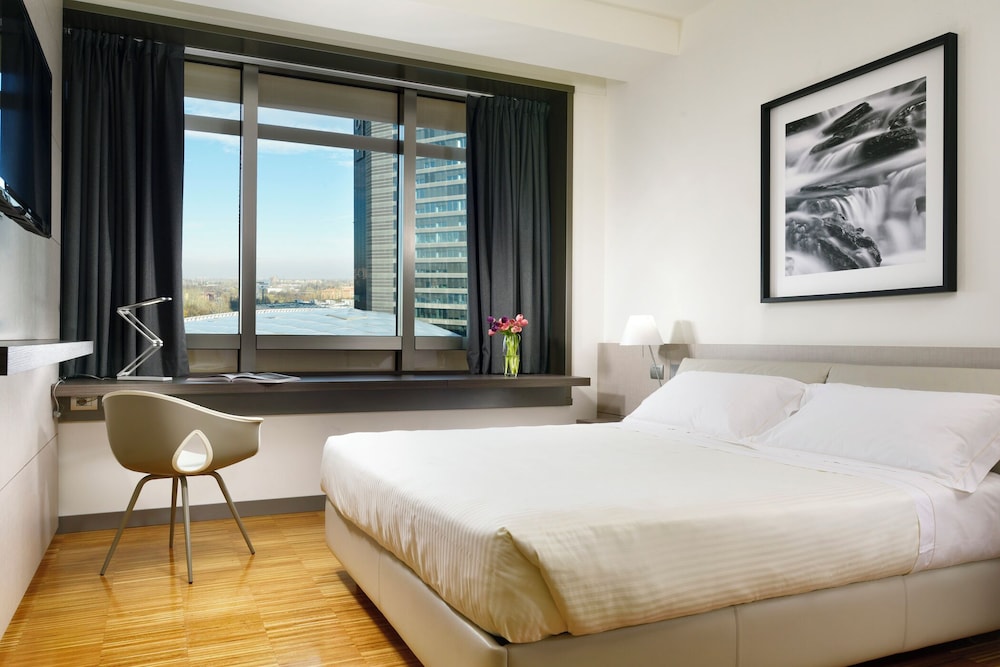 UNA Hotels San Vitale Bologna - zdjęcie 2