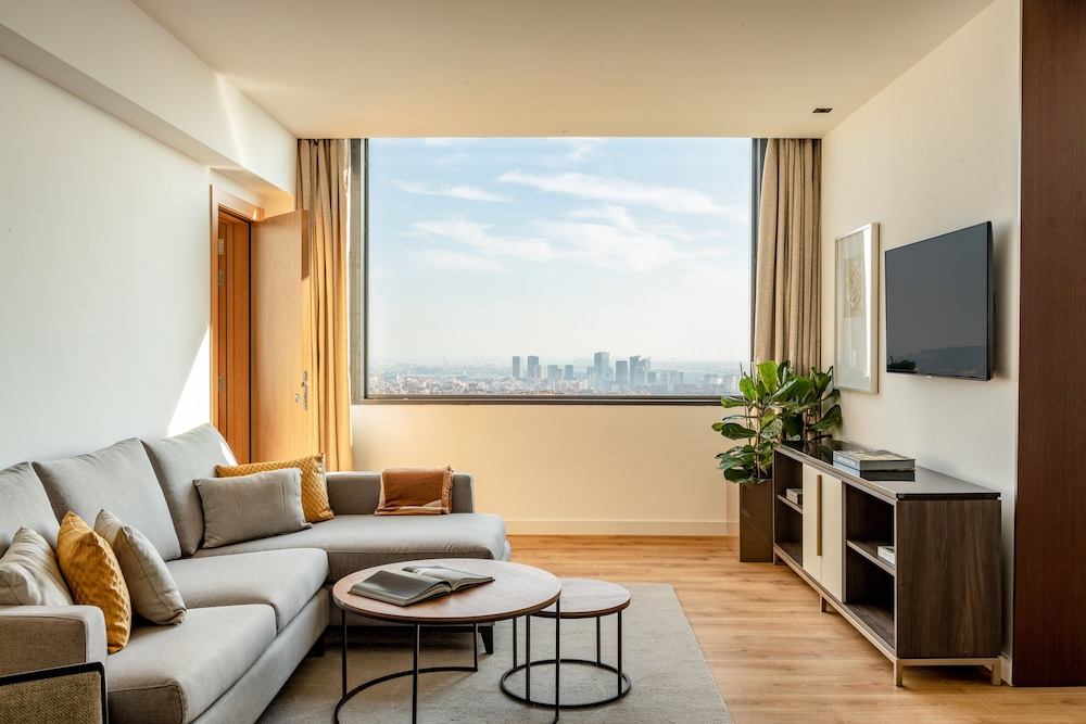 Torre Melina, a Gran Meliá Hotel — Hotel rooms in Barcelona, Catalonia