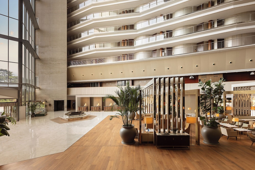 Torre Melina, a Gran Meliá Hotel — Hotel building in Barcelona, Catalonia