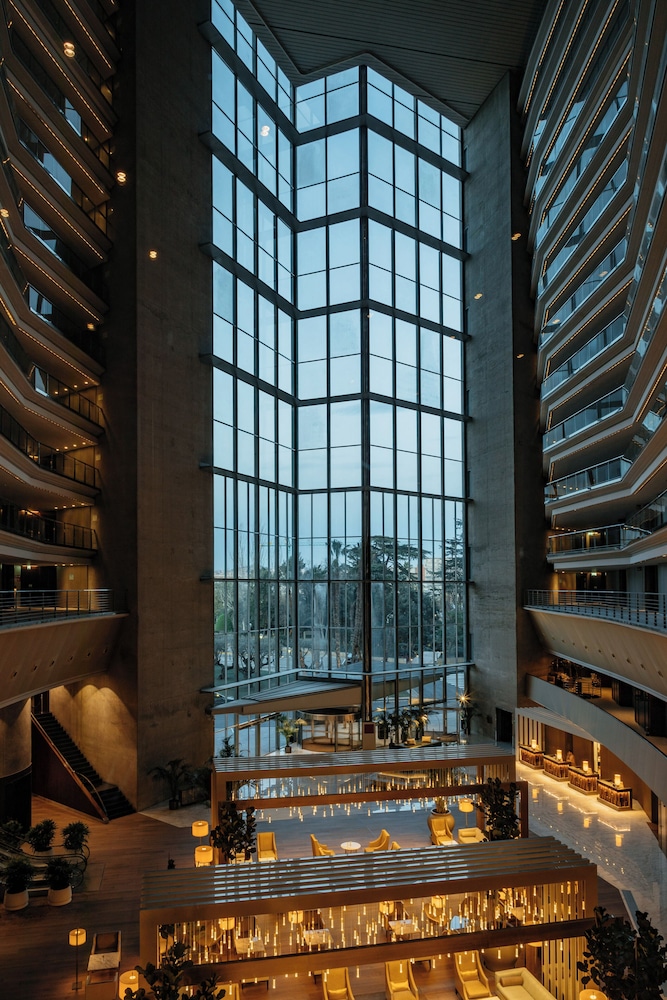 Torre Melina, a Gran Meliá Hotel — Hotel building in Barcelona, Catalonia