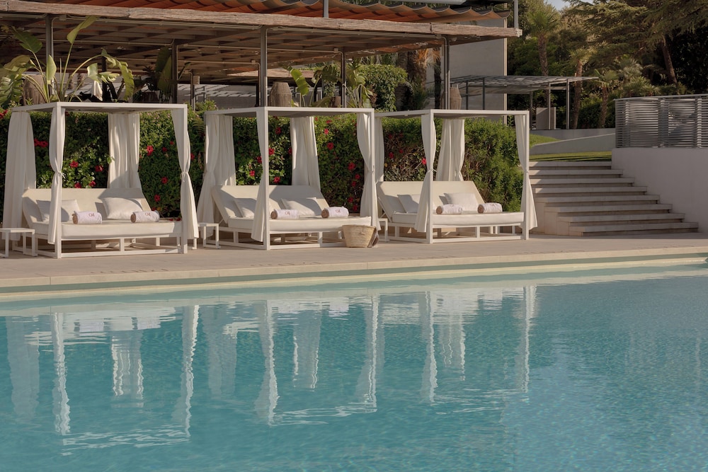 Torre Melina, a Gran Meliá Hotel — Swimming pool in Barcelona, Catalonia