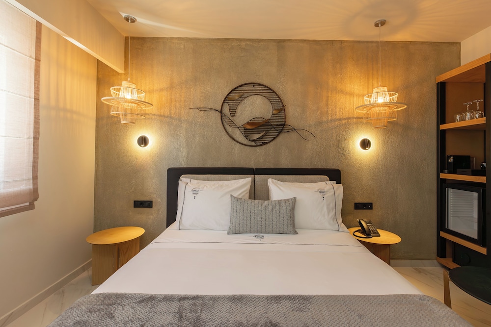 Santo Mangata Boutique Hotel & Spa - Adults Only — Hotel rooms in Perissa, South Aegean