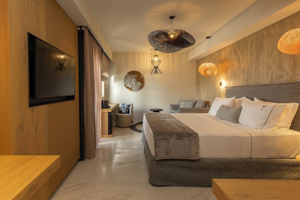Santo Mangata Boutique Hotel & Spa - Adults Only — Hotel rooms in Perissa, South Aegean