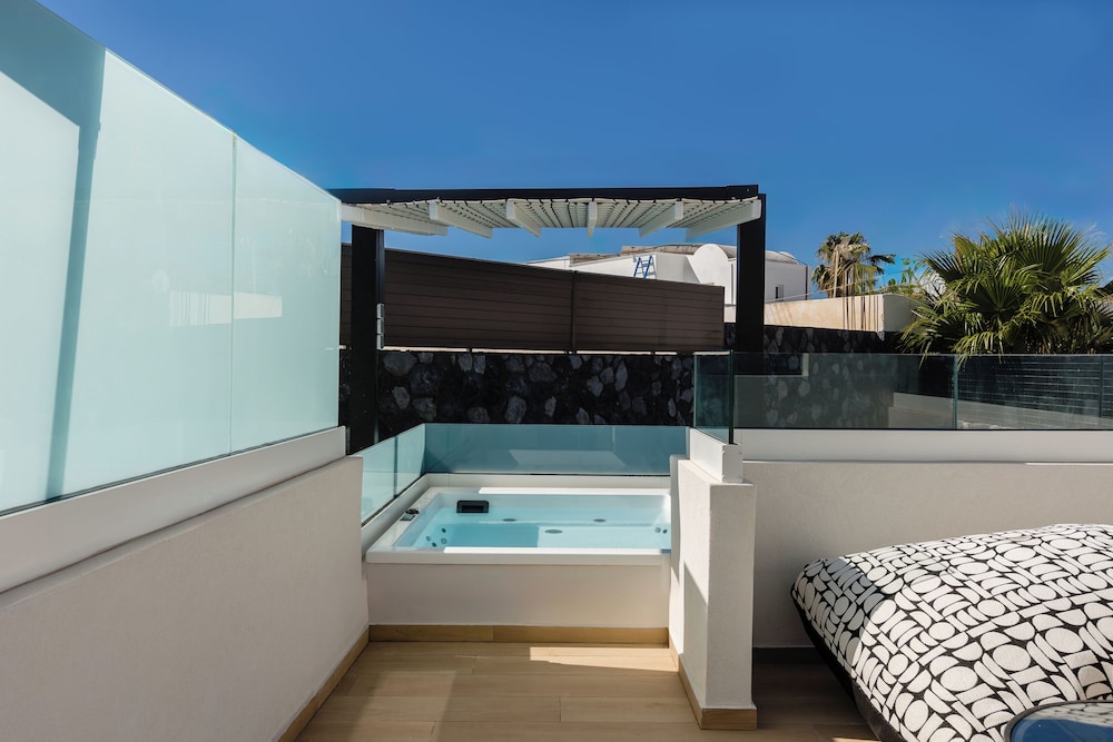 Santo Mangata Boutique Hotel & Spa - Adults Only — Spa in Perissa, South Aegean