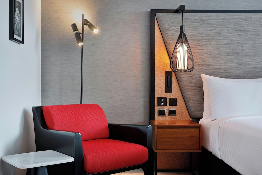 The First Collection Waterfront, Dubai, a Tribute Portfolio Hotel — Hotel rooms in Dubai