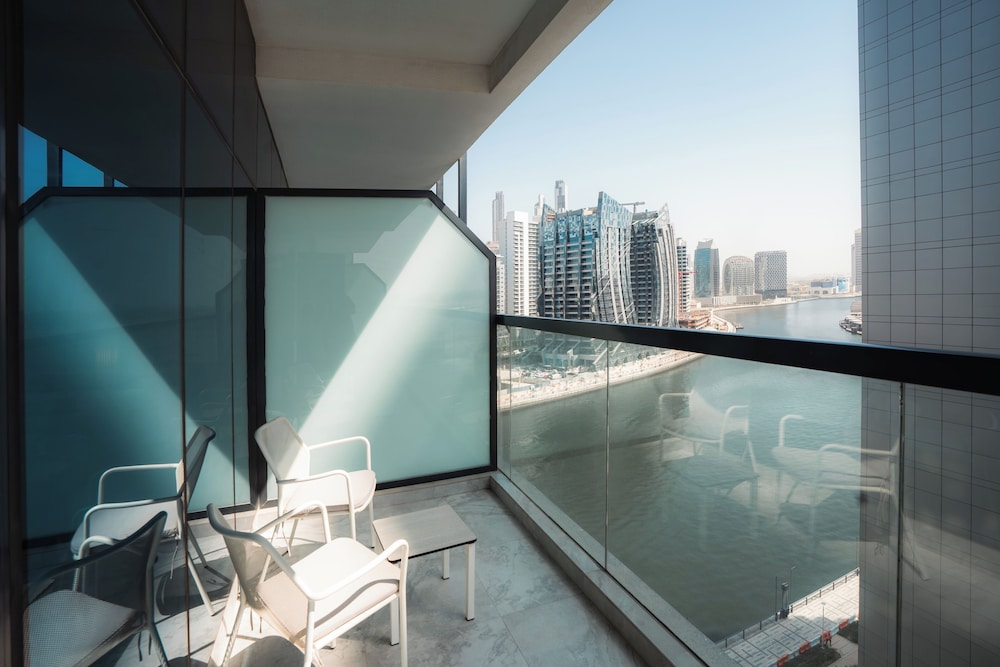 The First Collection Waterfront, Dubai, a Tribute Portfolio Hotel — Hotel rooms in Dubai