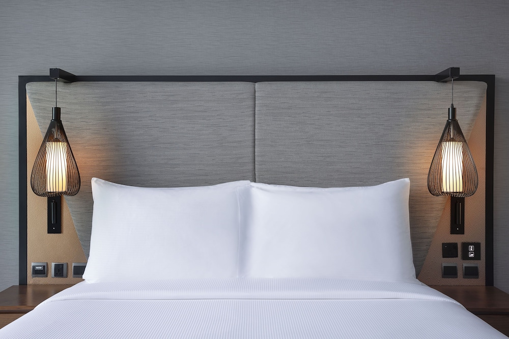 The First Collection Waterfront, Dubai, a Tribute Portfolio Hotel — Hotel rooms in Dubai
