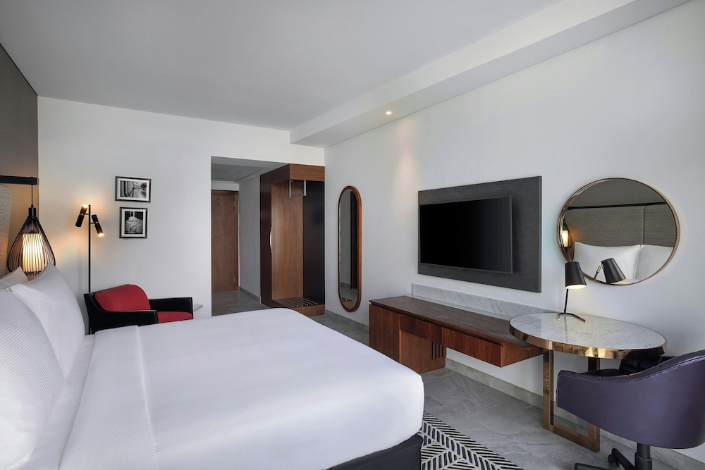 The First Collection Waterfront, Dubai, a Tribute Portfolio Hotel — Hotel rooms in Dubai