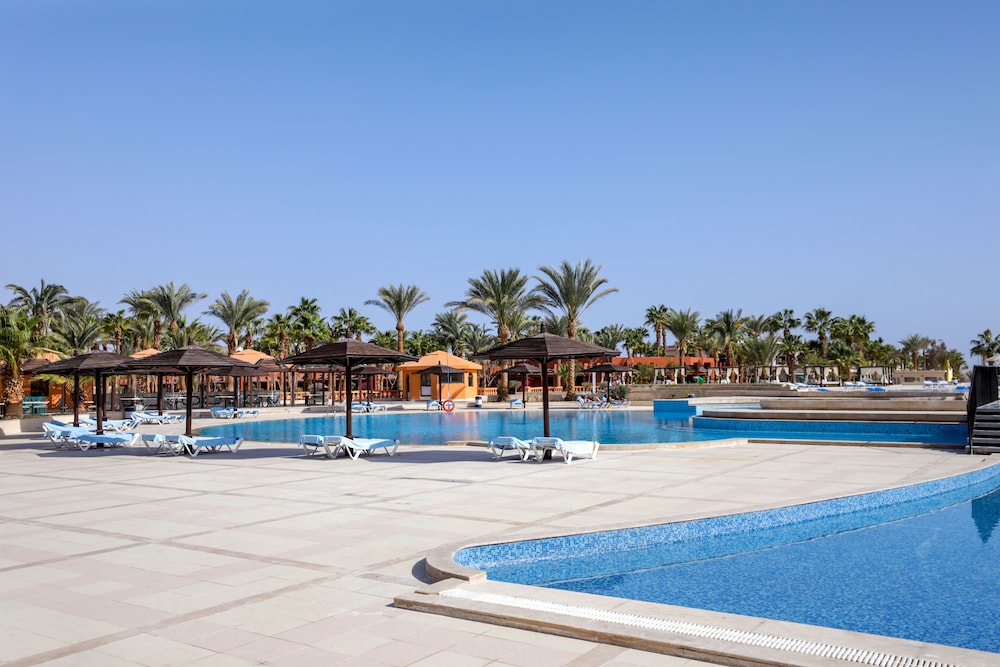 Calimera Blend Paradise — Swimming pool in Hurghada, Red Sea