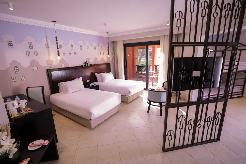 Calimera Blend Paradise — Hotel rooms in Hurghada, Red Sea
