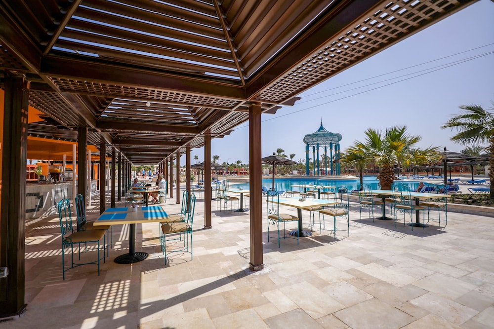 Calimera Blend Paradise — Restaurant & bars in Hurghada, Red Sea