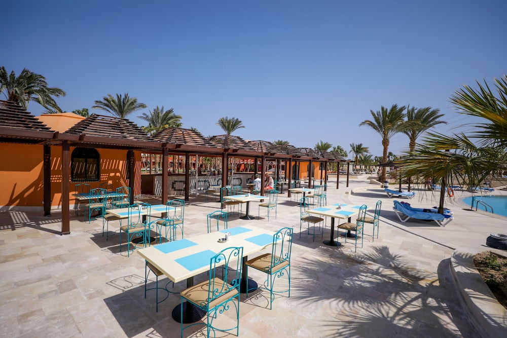 Calimera Blend Paradise — Restaurant & bars in Hurghada, Red Sea