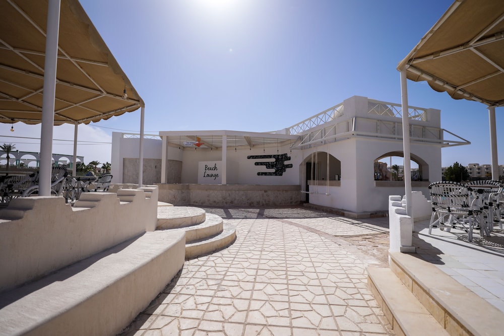 Calimera Blend Paradise — Restaurant & bars in Hurghada, Red Sea