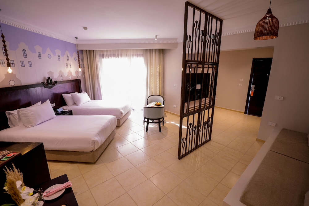 Calimera Blend Paradise — Hotel rooms in Hurghada, Red Sea