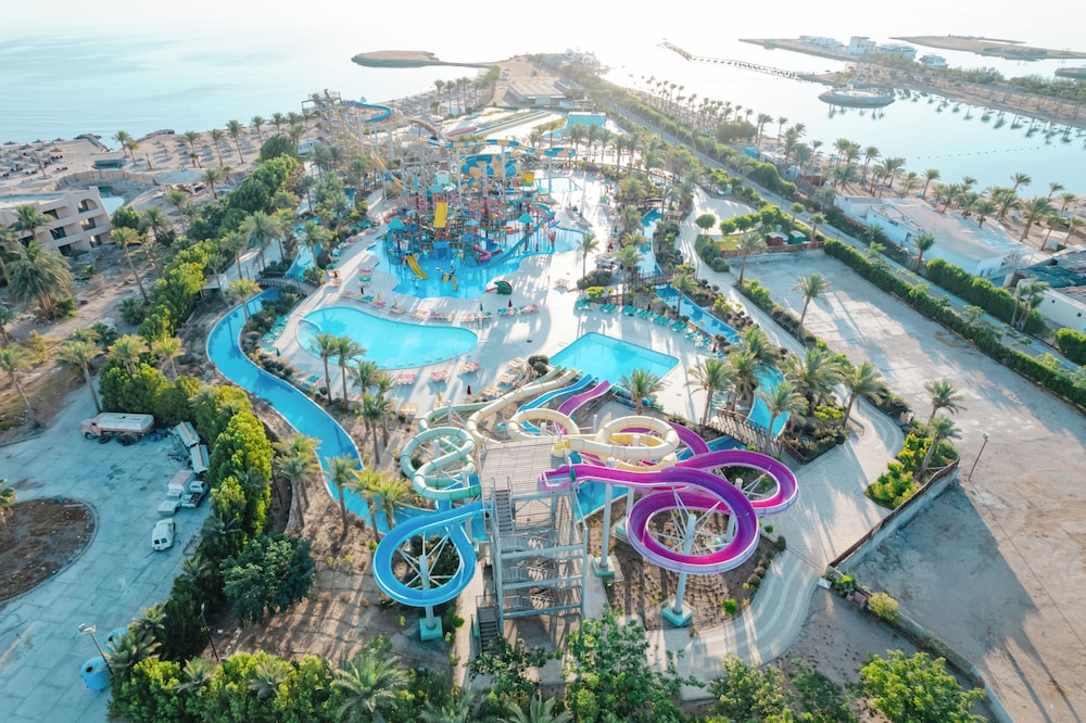 Calimera Blend Paradise — Swimming pool in Hurghada, Red Sea