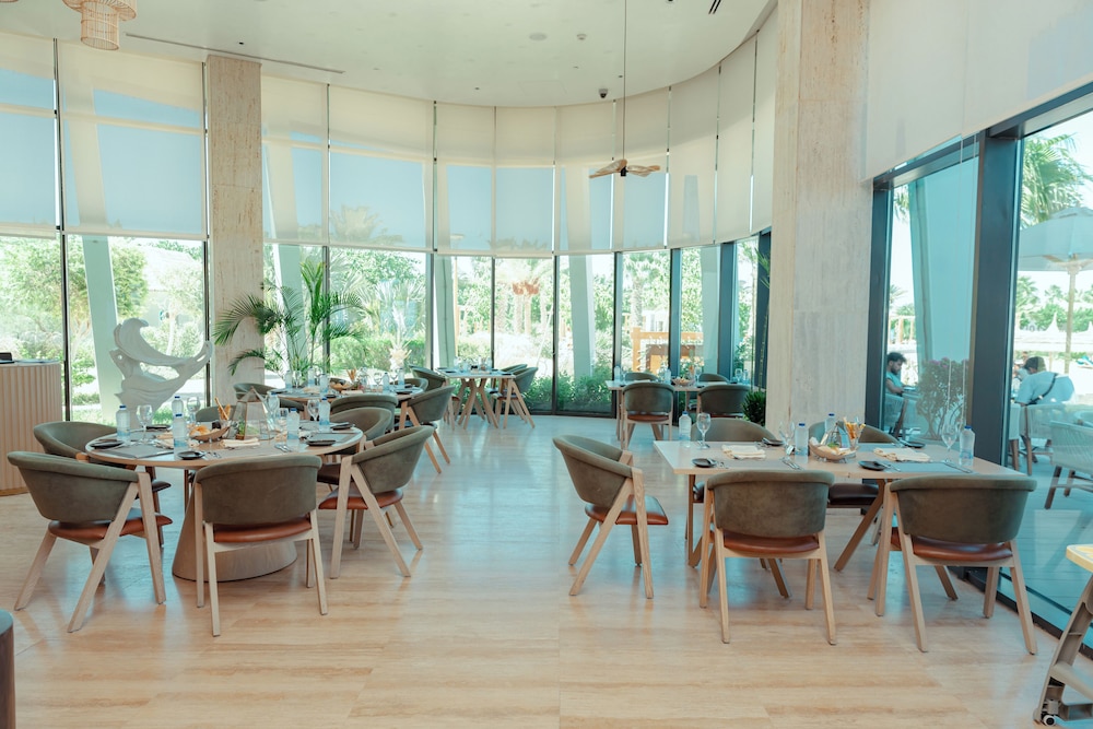 Tawila Island Resort — Restaurant & bars in El Gouna, Red Sea