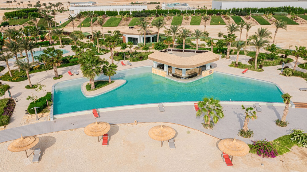 Tawila Island Resort — Swimming pool in El Gouna, Red Sea