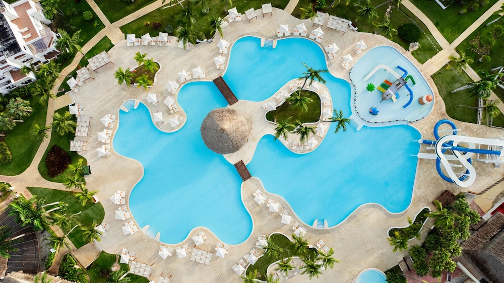 Sunscape Dominicus La Romana - All Inclusive — Swimming pool in Bayahibe, La Altagracia