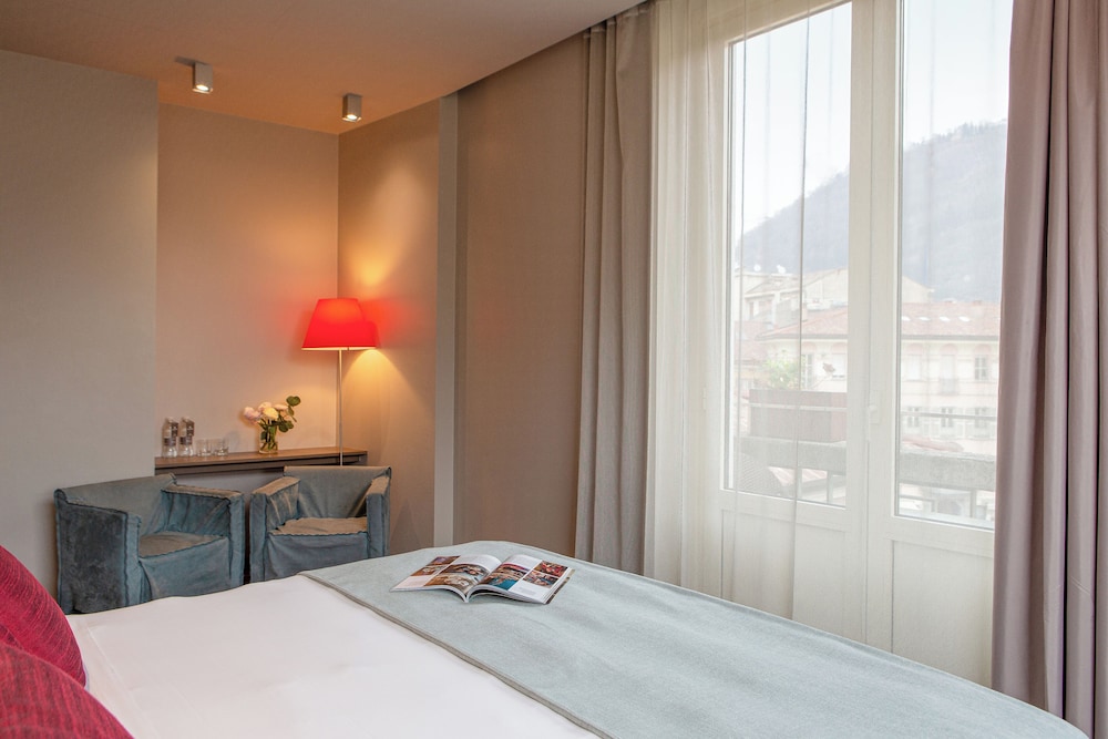 Posta Design Hotel — Hotel rooms in Como, Lombardy