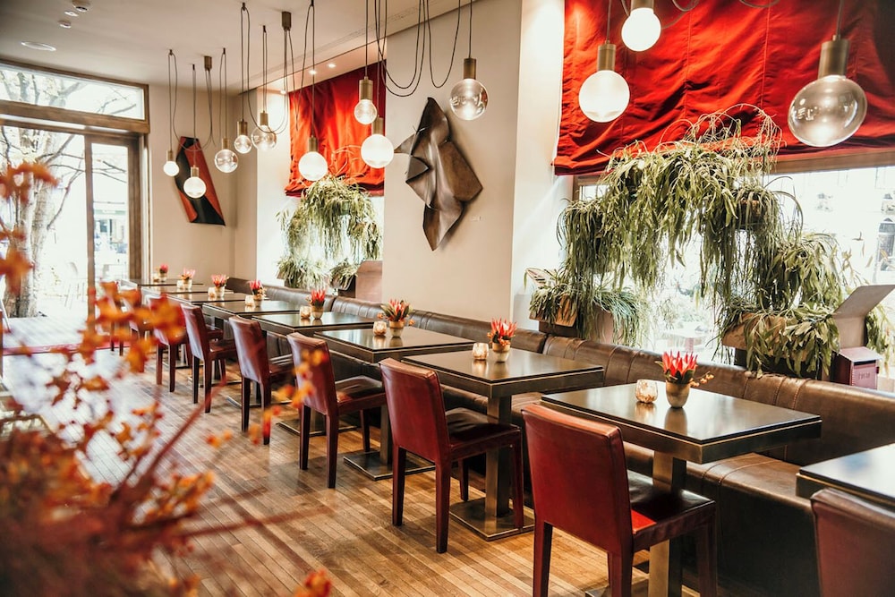 Posta Design Hotel — Restaurant & bars in Como, Lombardy