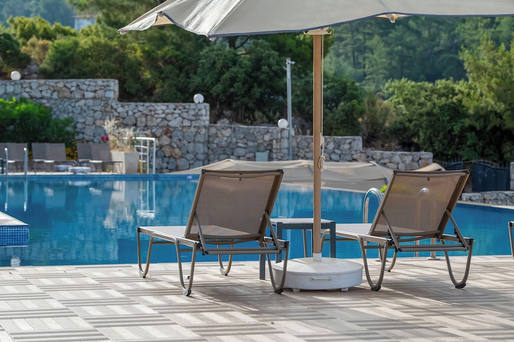 Ramada by Wyndham Fethiye Oludeniz — Swimming pool in Fethiye, Mugla