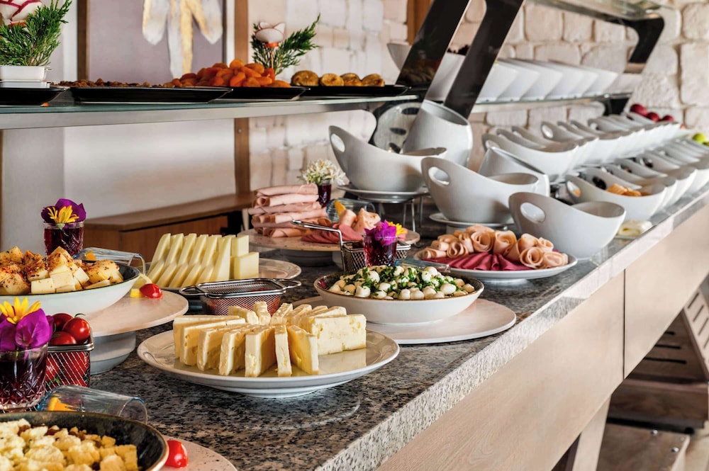 Ramada by Wyndham Fethiye Oludeniz — Restaurant & bars in Fethiye, Mugla