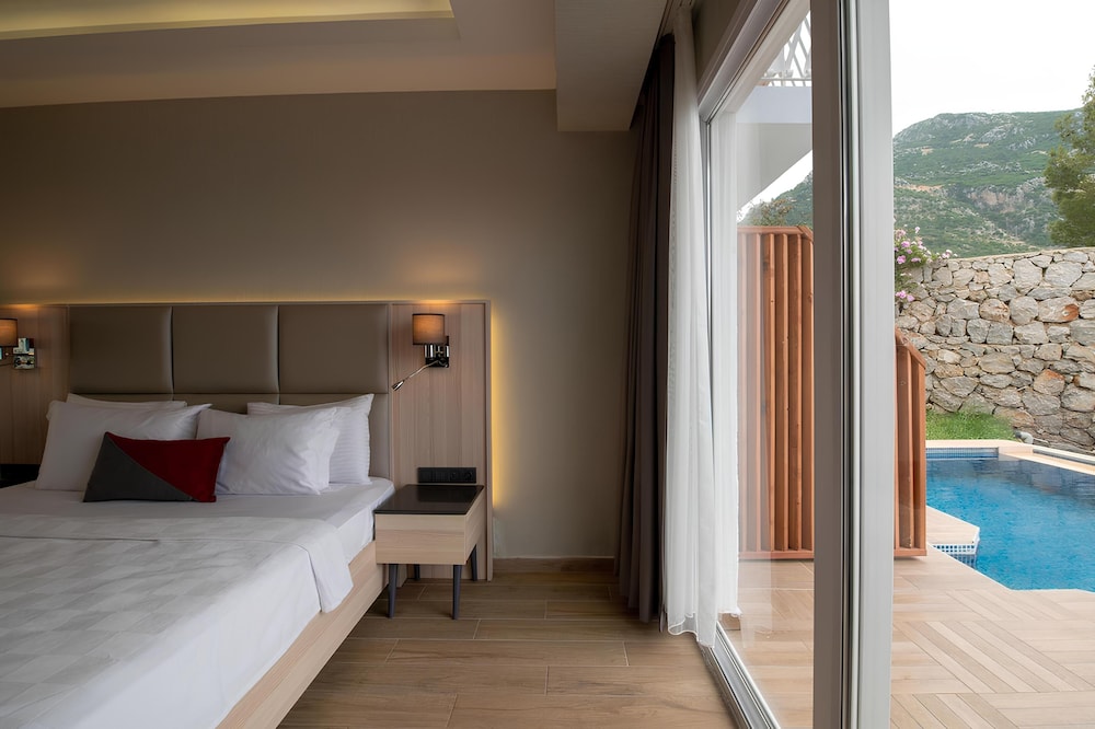 Ramada by Wyndham Fethiye Oludeniz — Hotel rooms in Fethiye, Mugla