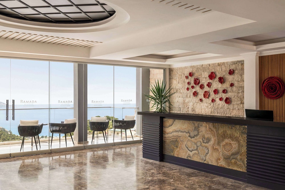 Ramada by Wyndham Fethiye Oludeniz — Hotel building in Fethiye, Mugla