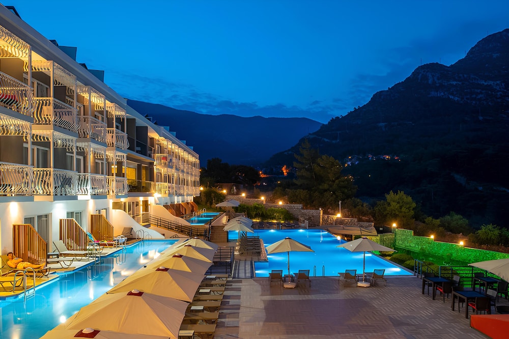 Ramada by Wyndham Fethiye Oludeniz — Swimming pool in Fethiye, Mugla