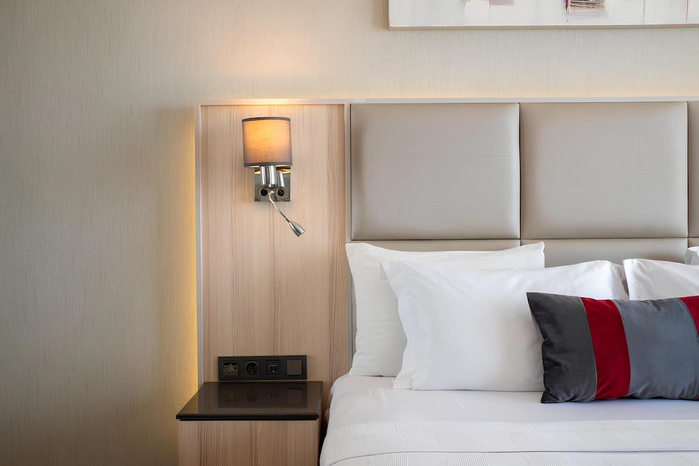 Ramada by Wyndham Fethiye Oludeniz — Hotel rooms in Fethiye, Mugla
