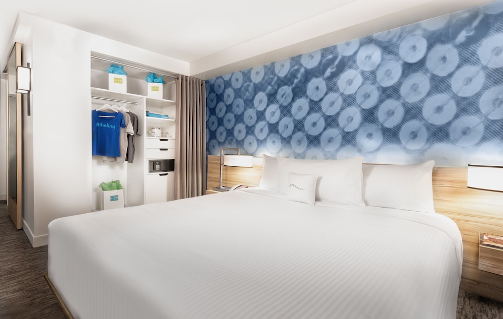 The LINQ Hotel & Casino – A Caesars Rewards Destination — Rooms in Las Vegas, Nevada