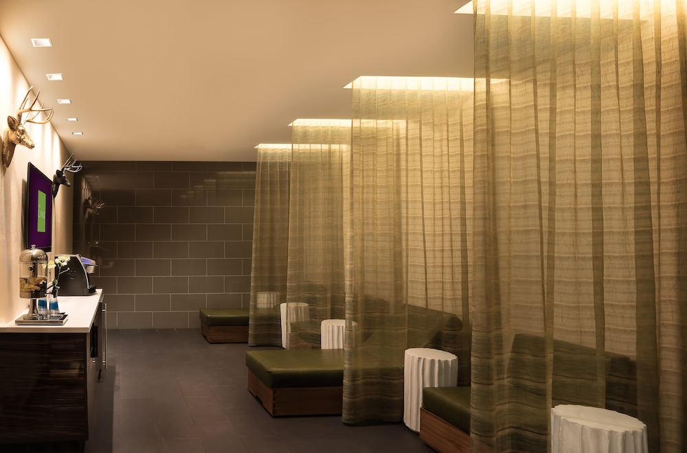 The LINQ Hotel & Casino – A Caesars Rewards Destination — Facilities in Las Vegas, Nevada