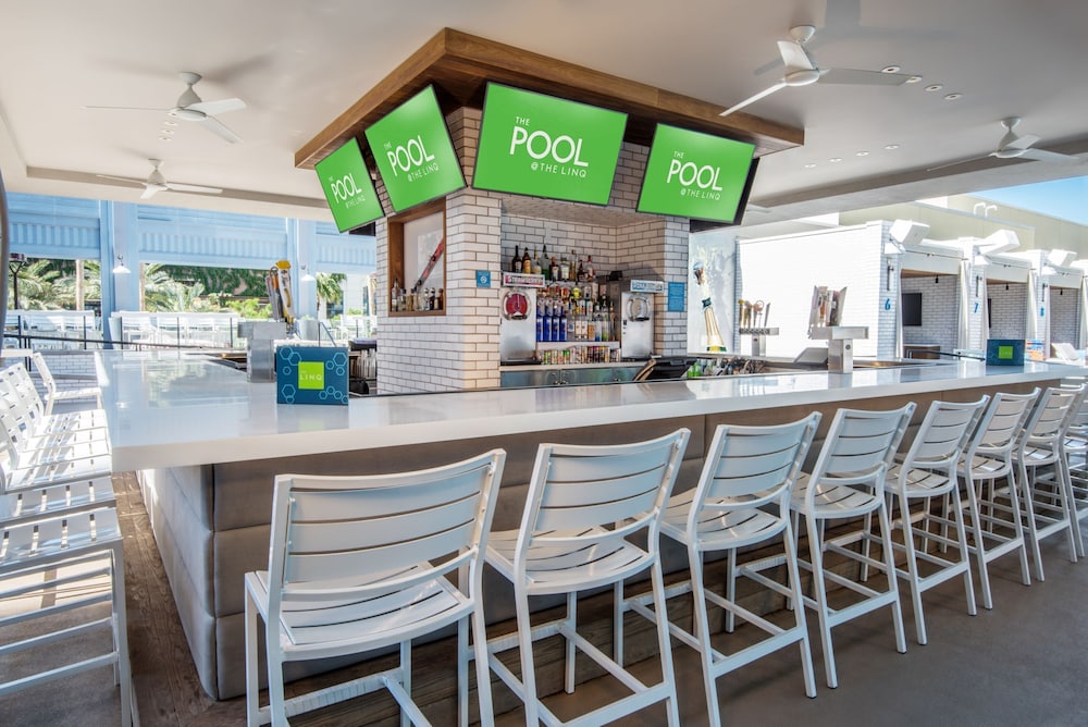 The LINQ Hotel & Casino – A Caesars Rewards Destination — Restaurant in Las Vegas, Nevada