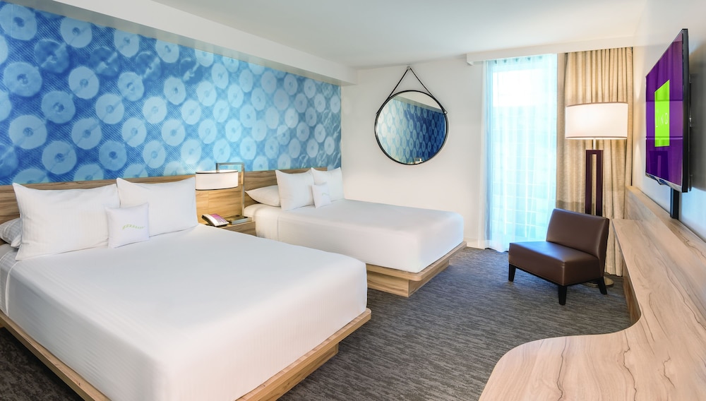 The LINQ Hotel & Casino – A Caesars Rewards Destination — Rooms in Las Vegas, Nevada