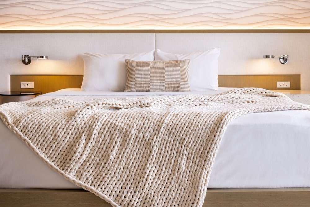 The Hotel Zamora — Hotel rooms in Tierra Verde, Florida