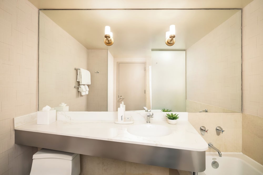 Millennium Premier Hotel New York Times Square — Hotel rooms in New York City, New York State