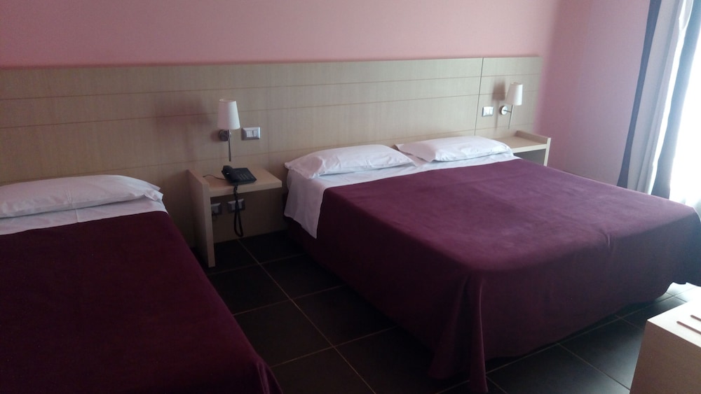 Tus' Hotel — Hotel rooms in Castel di Tusa, Sicily
