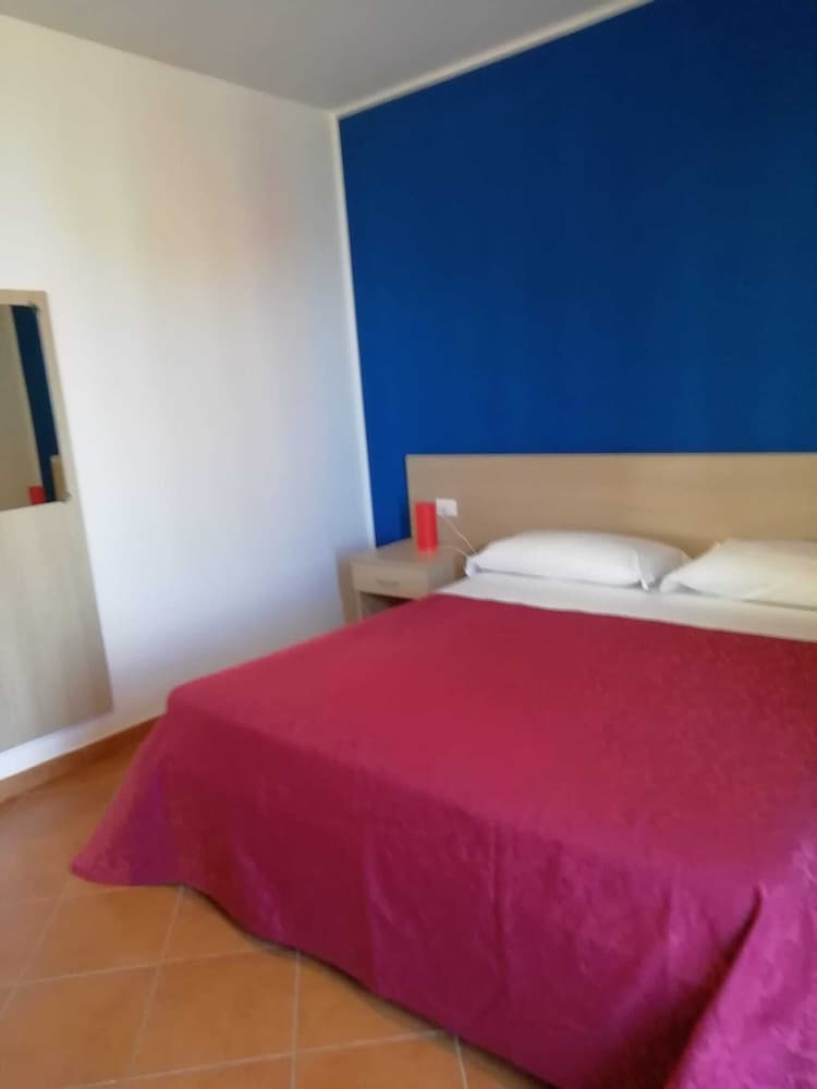 Tus' Hotel — Hotel rooms in Castel di Tusa, Sicily