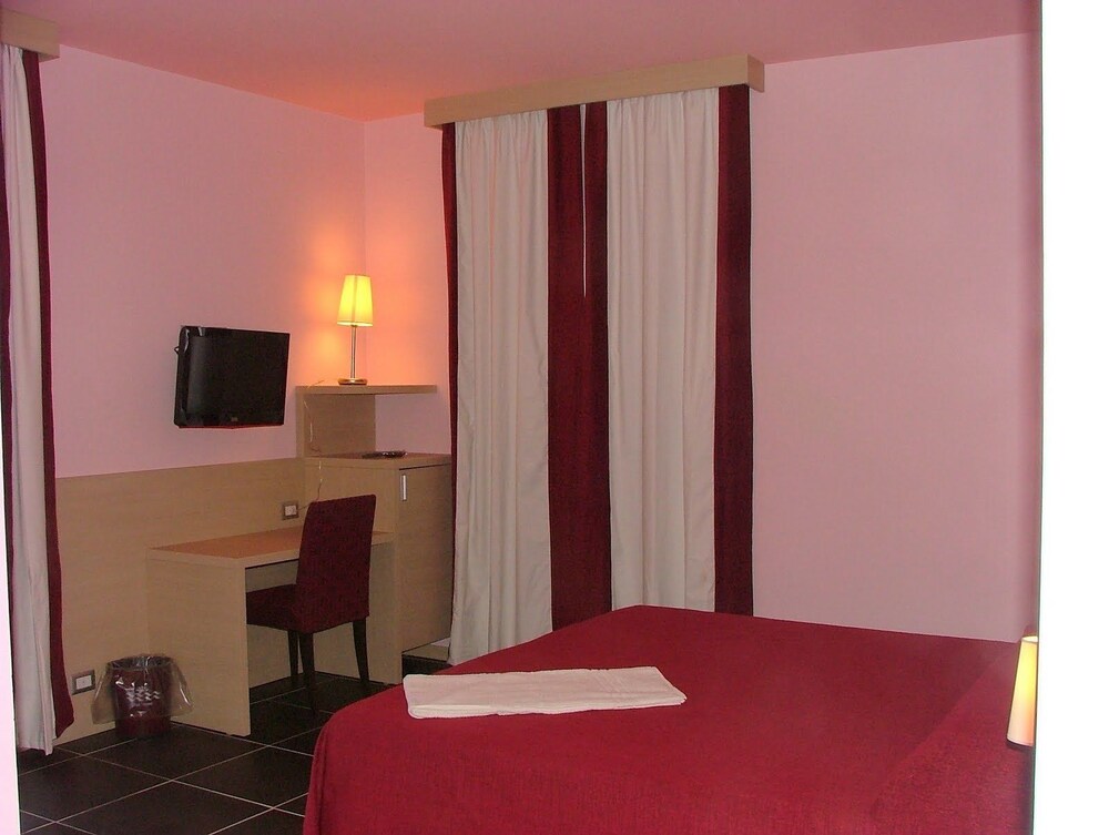 Tus' Hotel — Hotel rooms in Castel di Tusa, Sicily