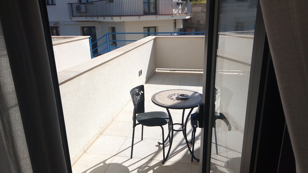 Tus' Hotel — Hotel rooms in Castel di Tusa, Sicily
