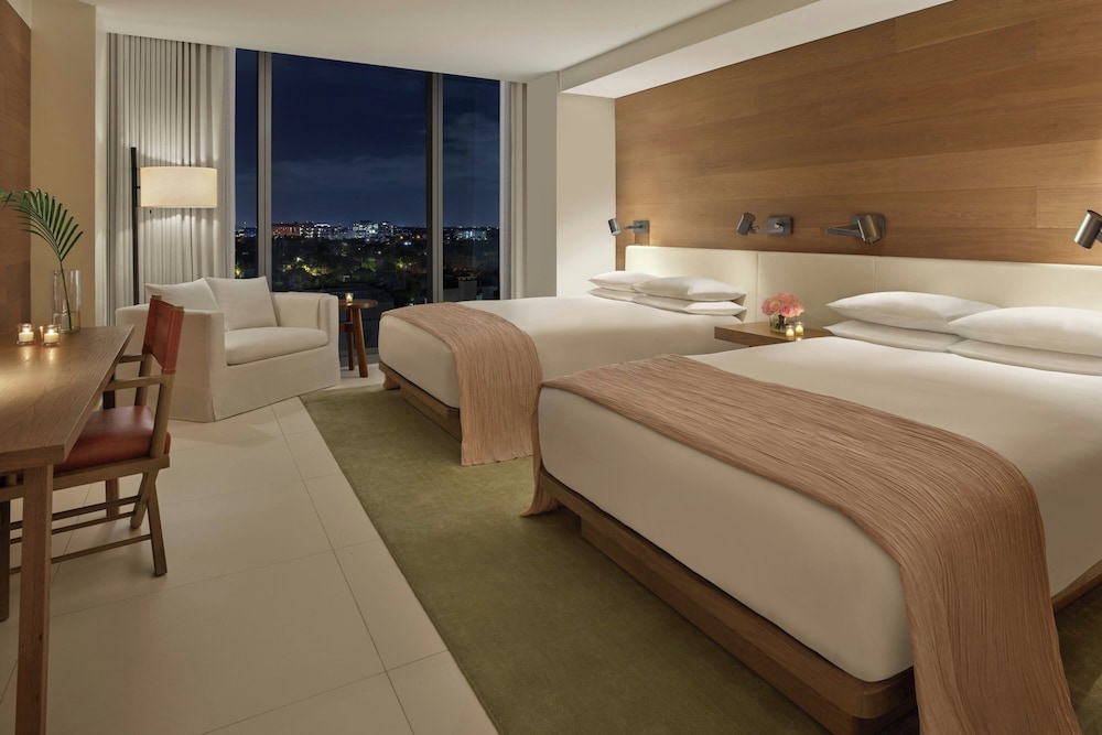 The Miami Beach EDITION — Hotel rooms in Miami, Florida