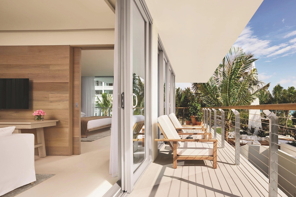 The Miami Beach EDITION — Hotel rooms in Miami, Florida
