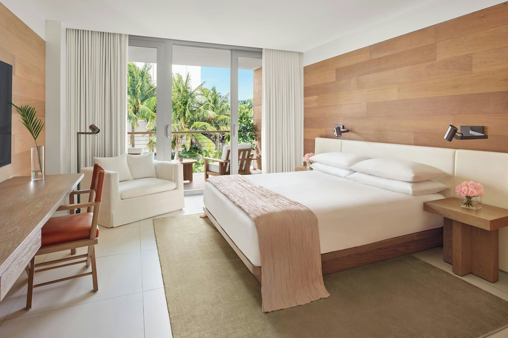 The Miami Beach EDITION — Hotel rooms in Miami, Florida