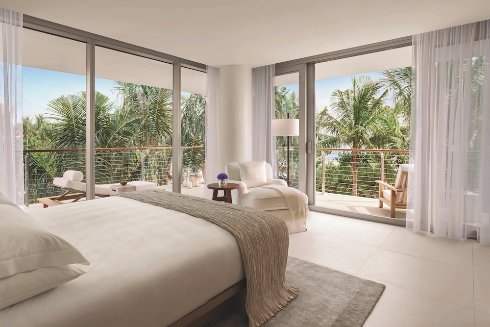 The Miami Beach EDITION — Hotel rooms in Miami, Florida