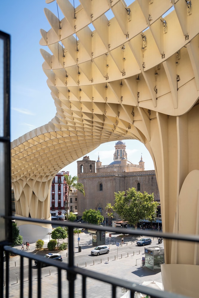 Ocean Drive Sevilla — Attractions in the area in Seville, Andalusia