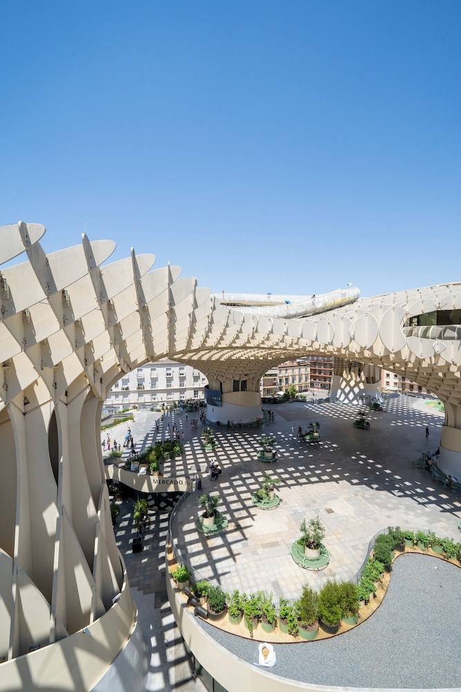 Ocean Drive Sevilla — Attractions in the area in Seville, Andalusia