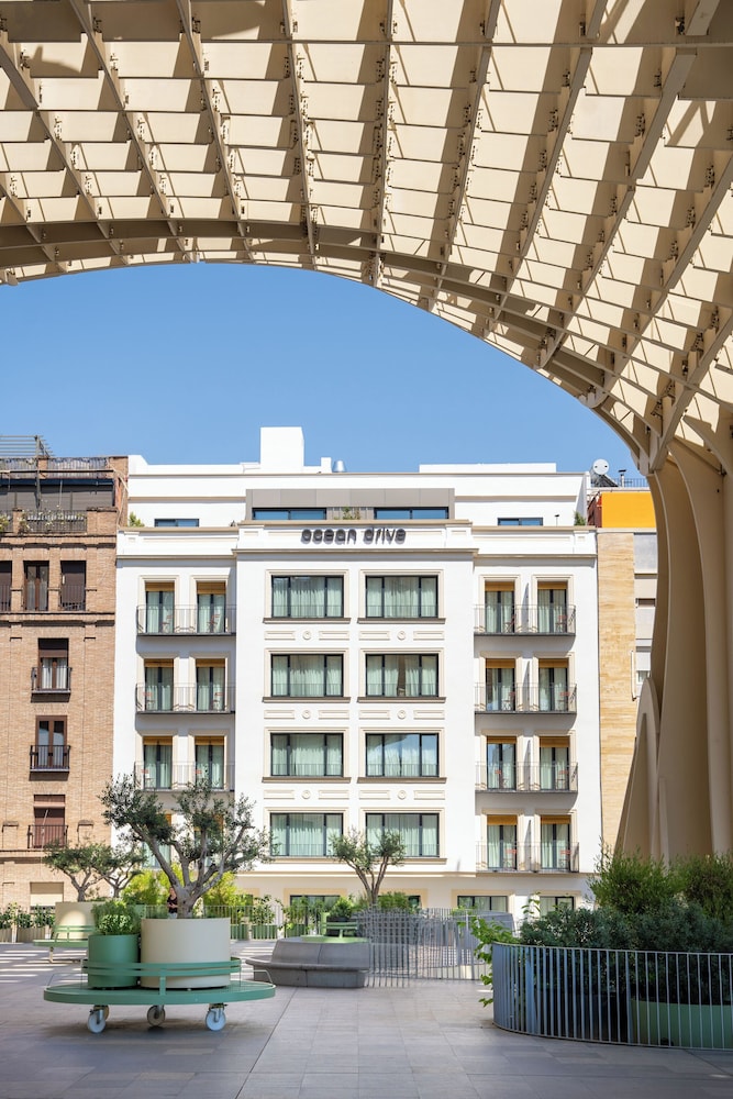 Ocean Drive Sevilla — Hotel building in Seville, Andalusia